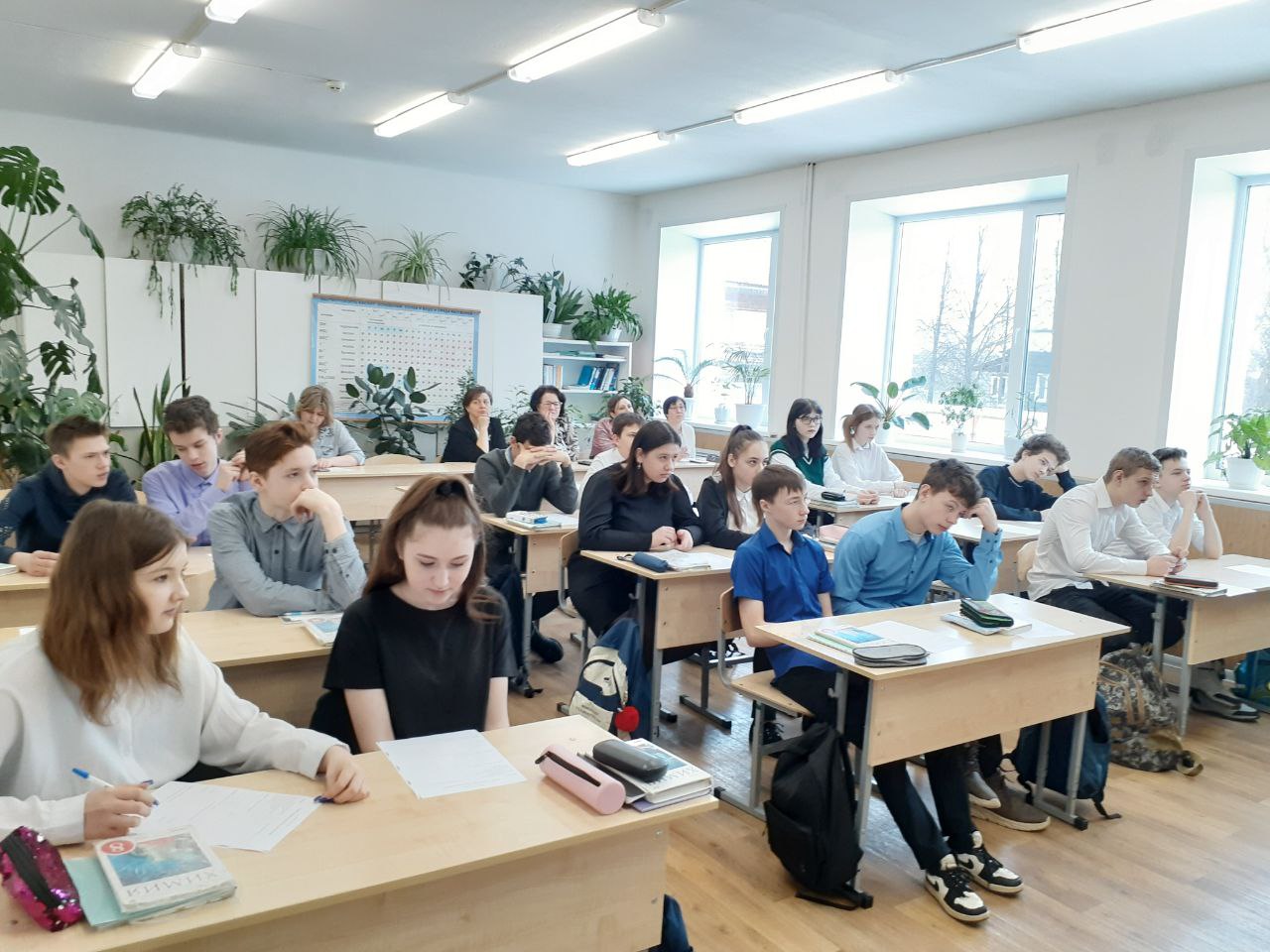 Урок химии. 8б класс.jfif
