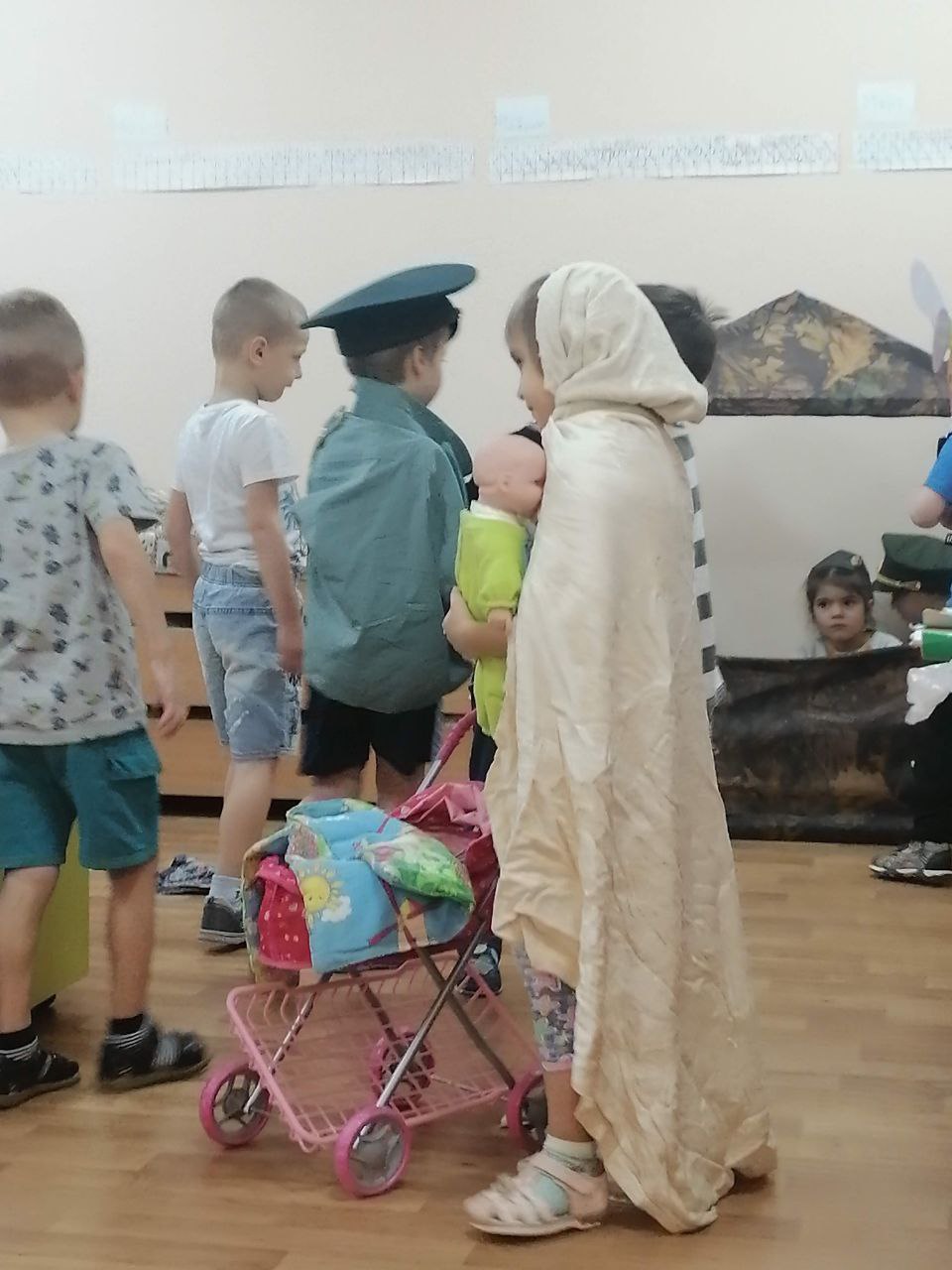 Дева Мария  с Иисусом.jpg
