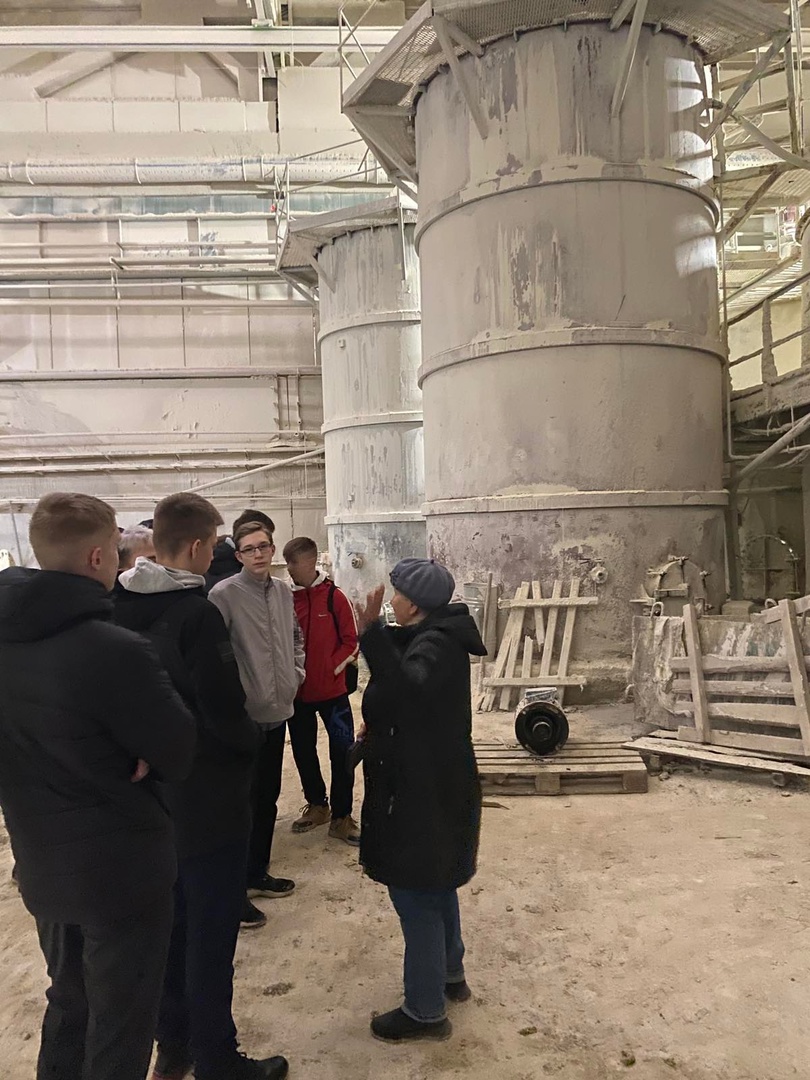 Экскурсия на кирпичный завод_2.jpg