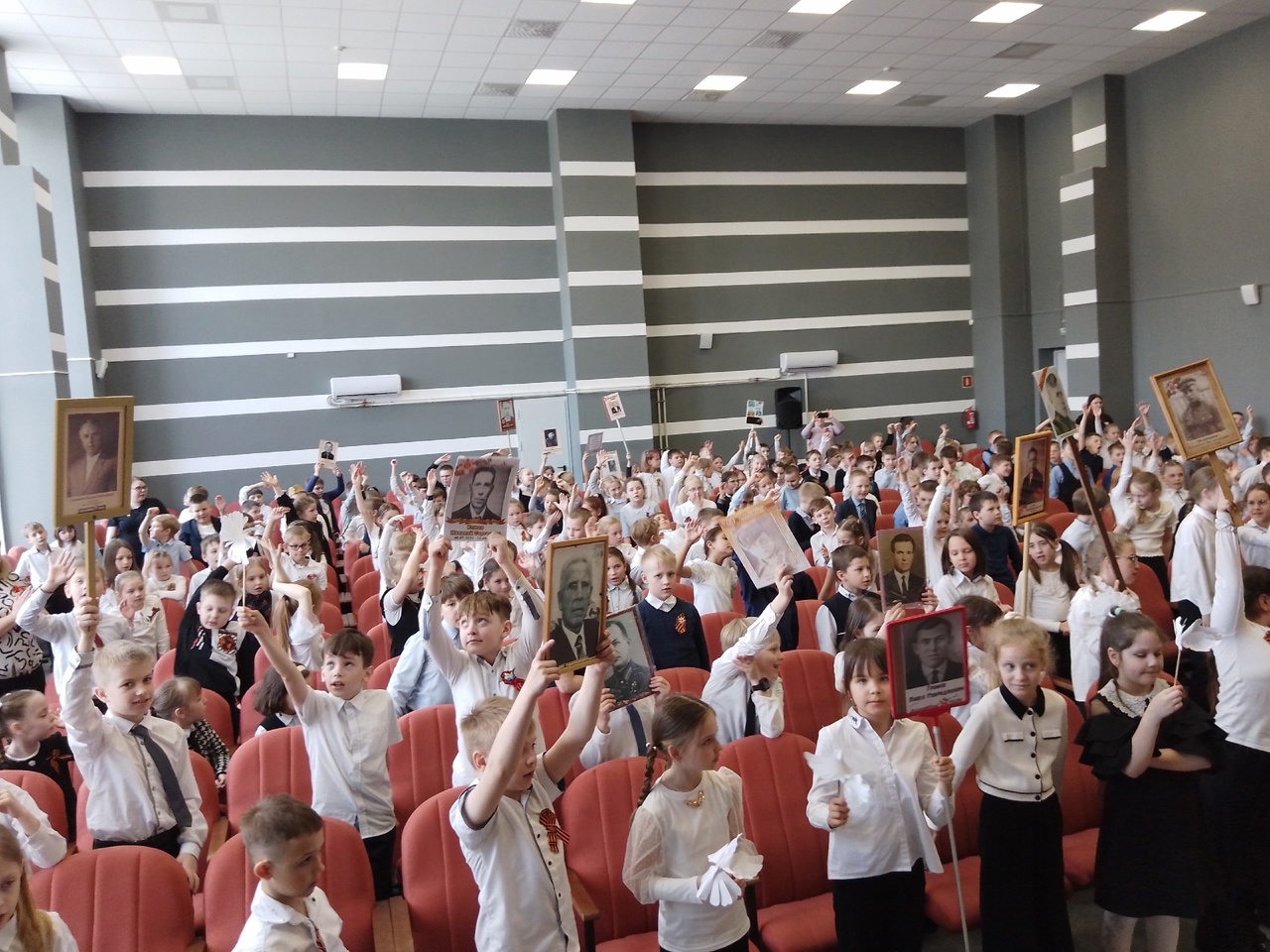 спектакль Победа в сердце каждого живет_2.jpg