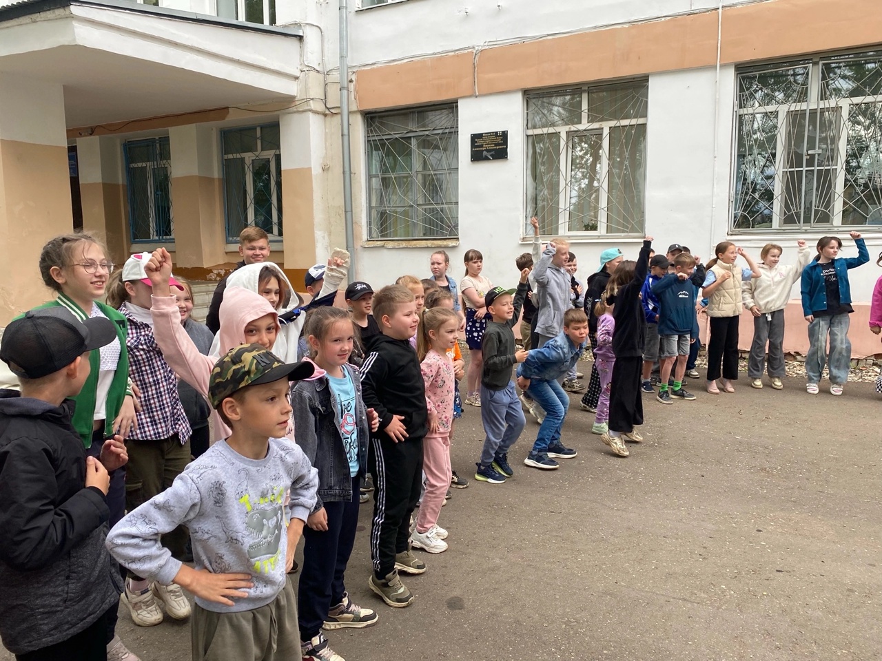 GkM9tDLEgk0Qw2oddljDL0W0afEmjYRE3oYRApdhbQ5D2p_uB-dFjU4yGJznIyHxrzsLJ79ZkmhABoh_FAcgce_K.jpg
