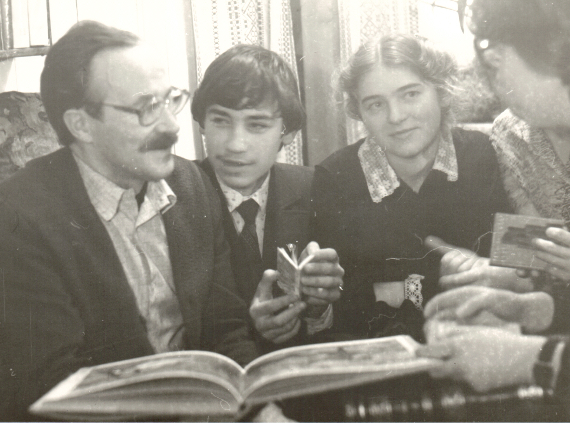 1985.jpg
