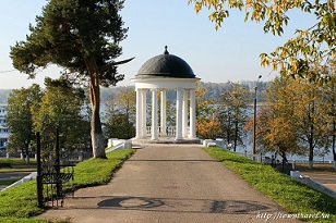 5332-Беседка-Островского-на-набережной-в-Костроме.jpg