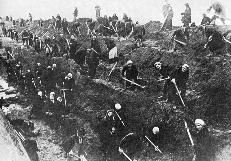 800px-Battle_of_Moscow.jpg