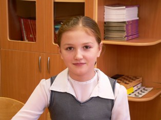 Денисенко Аня, ученица 4 "В" класса
