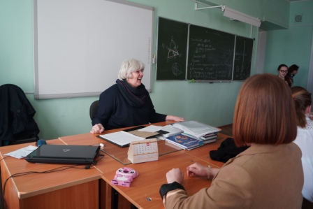 логвинова.jpg