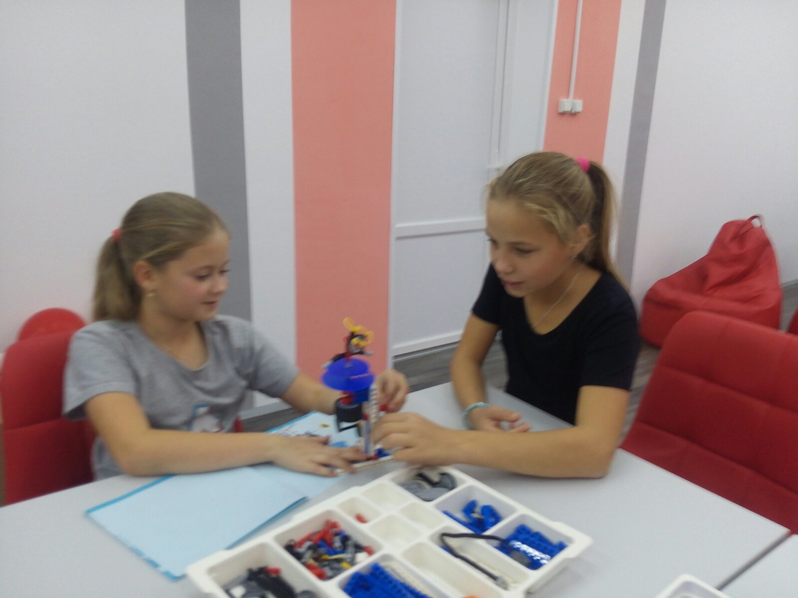IMG-25613404073a1701e7c406b6532c2989-V.jpg