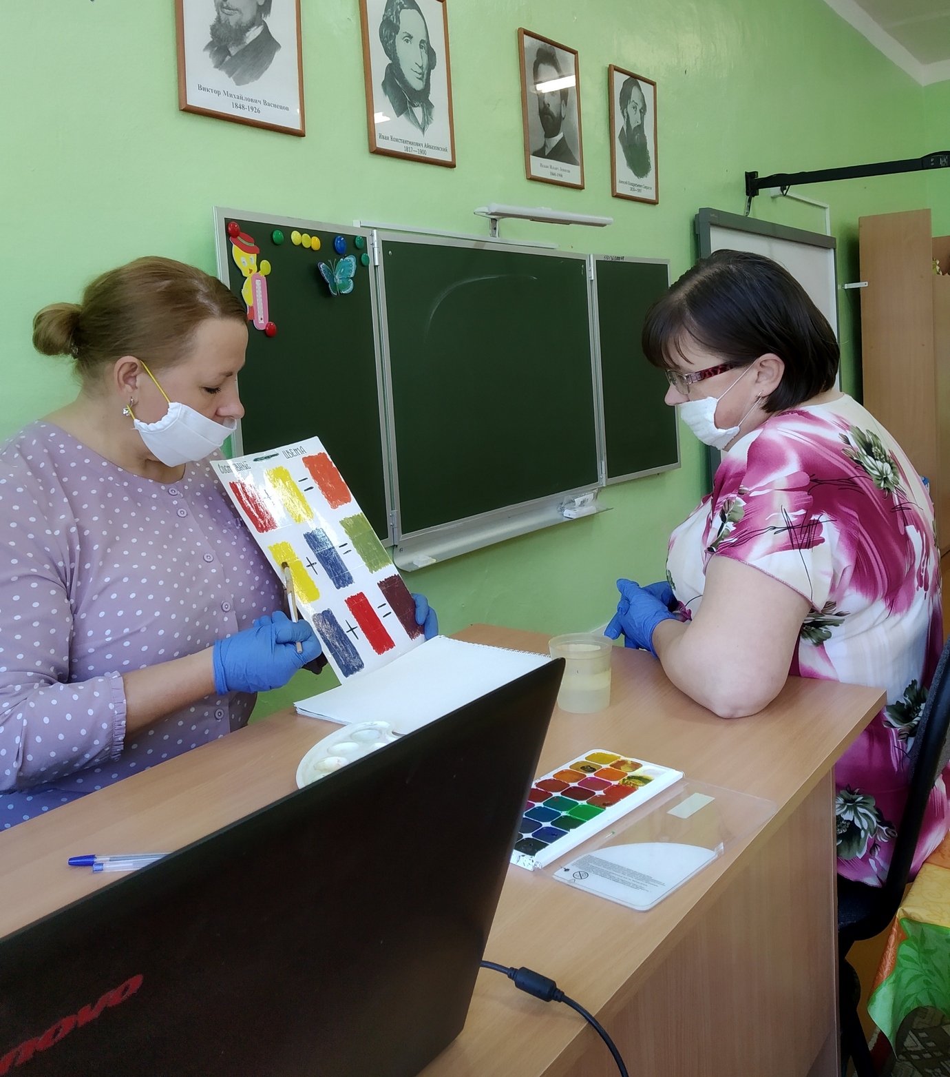воспитатель изо 1.jpg