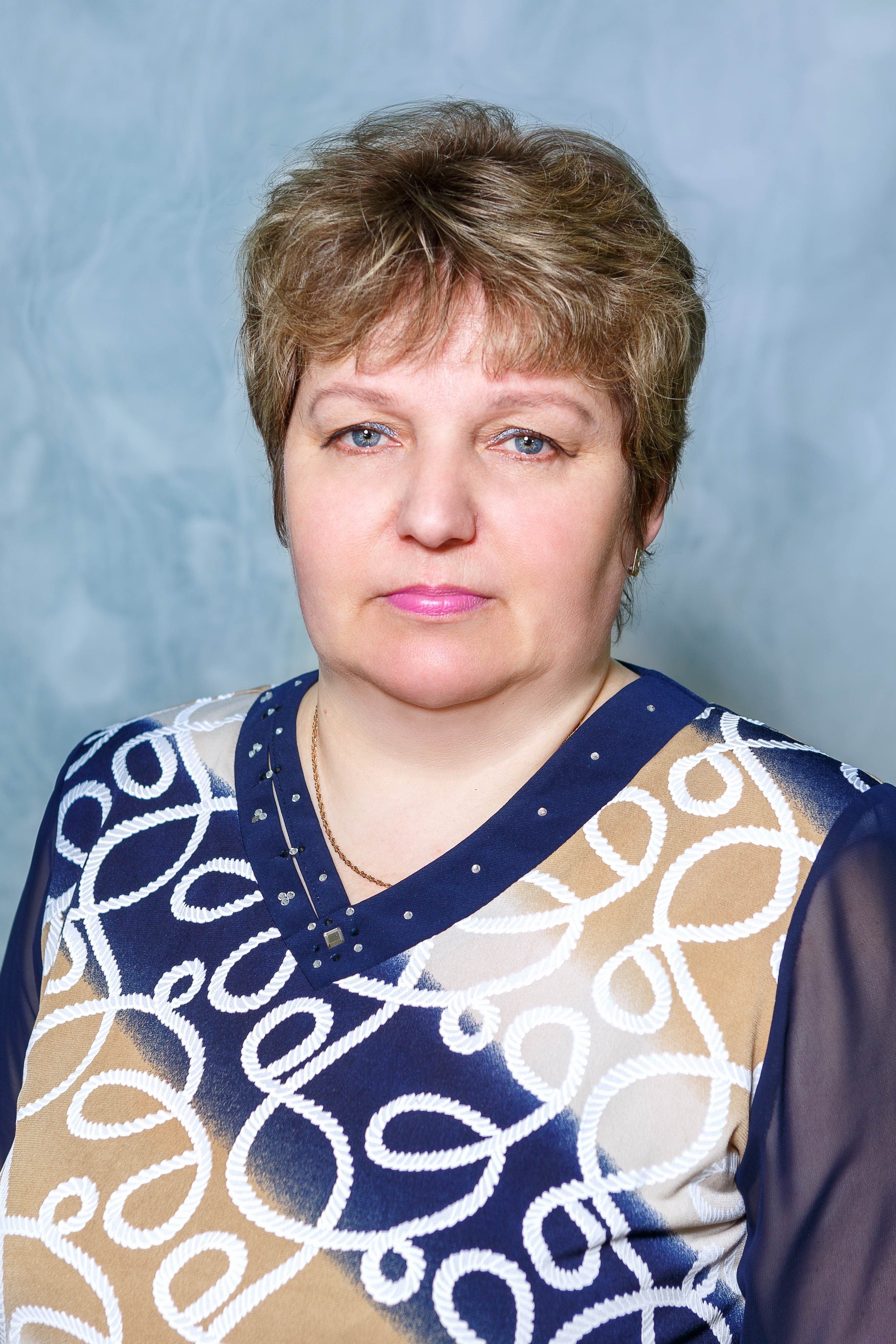 Людмила Николаевна Калмыкова заведующая детским садом.jpg