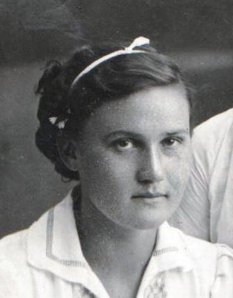 Маргарита Бердова (Ратманова)  1940г.jpg