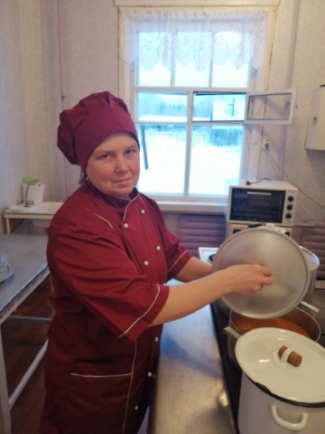 Королева школьной столовой Филатова Ж._jpg.jpg