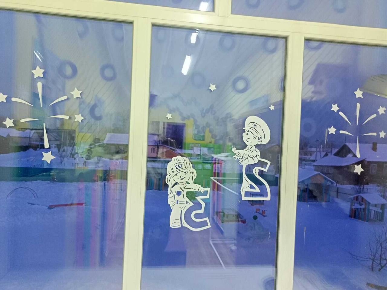 zOjPxT3IhZI.jpg