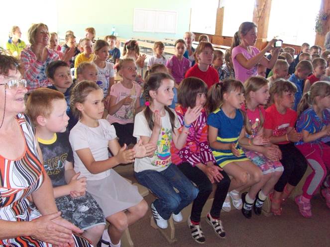 зрители.jpg
