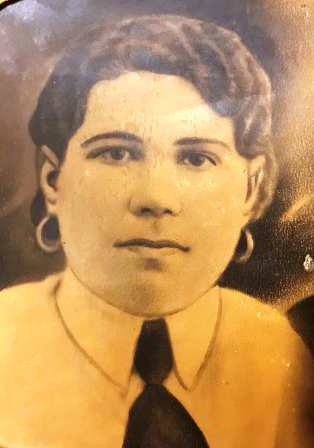 Михайлова Елена Николаевнатруженик тыла, 17.11.1921 года рождения, деревня Зайцево Красносельского района Костромской области.jpg