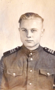 Никитин Борис Васильевич_сержант_1925-1989_ д. Смирного, Некрасовский район, Ярославская область.jpg