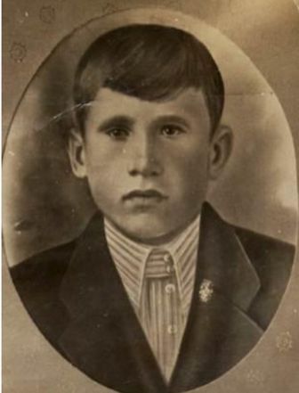 Николаев Михаил Иванович 1924 г.р., Кострома Селище, гвардии сержант.jpg