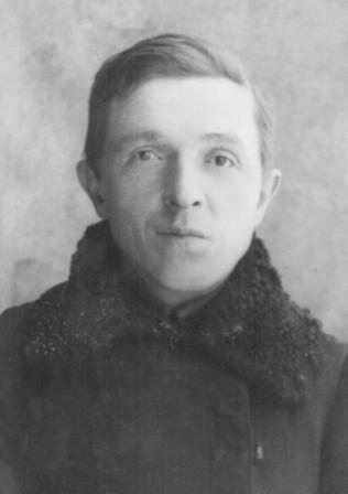 Рыженков Николай Павлович, рядовой, 1910 г.р. , д. Хлебницы Ивановской области.jpg