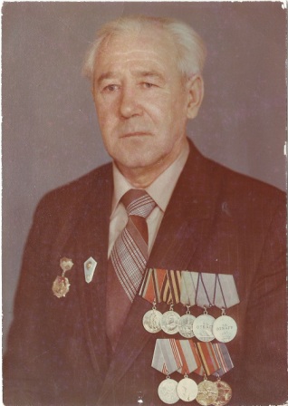 Сатурин Авенир Васильевич, 04.03.1924 года рождения, деревня Колебино Костромской район, младший сержант.jpg