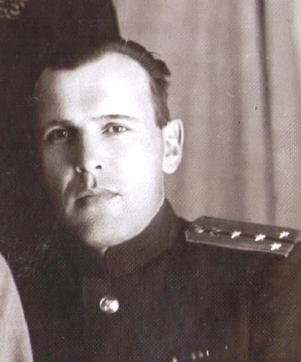 Смирнов Борис Константинович, старший лейтенант, заместитель командира батальона, 1914 года рождения, деревня Завражье Парфеньевского района Костромской области.jpg