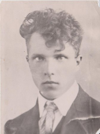 Фураев Сергей Михайлович, родился 1916 г деревня Соколово Яросл обл, старш сержант.jpg