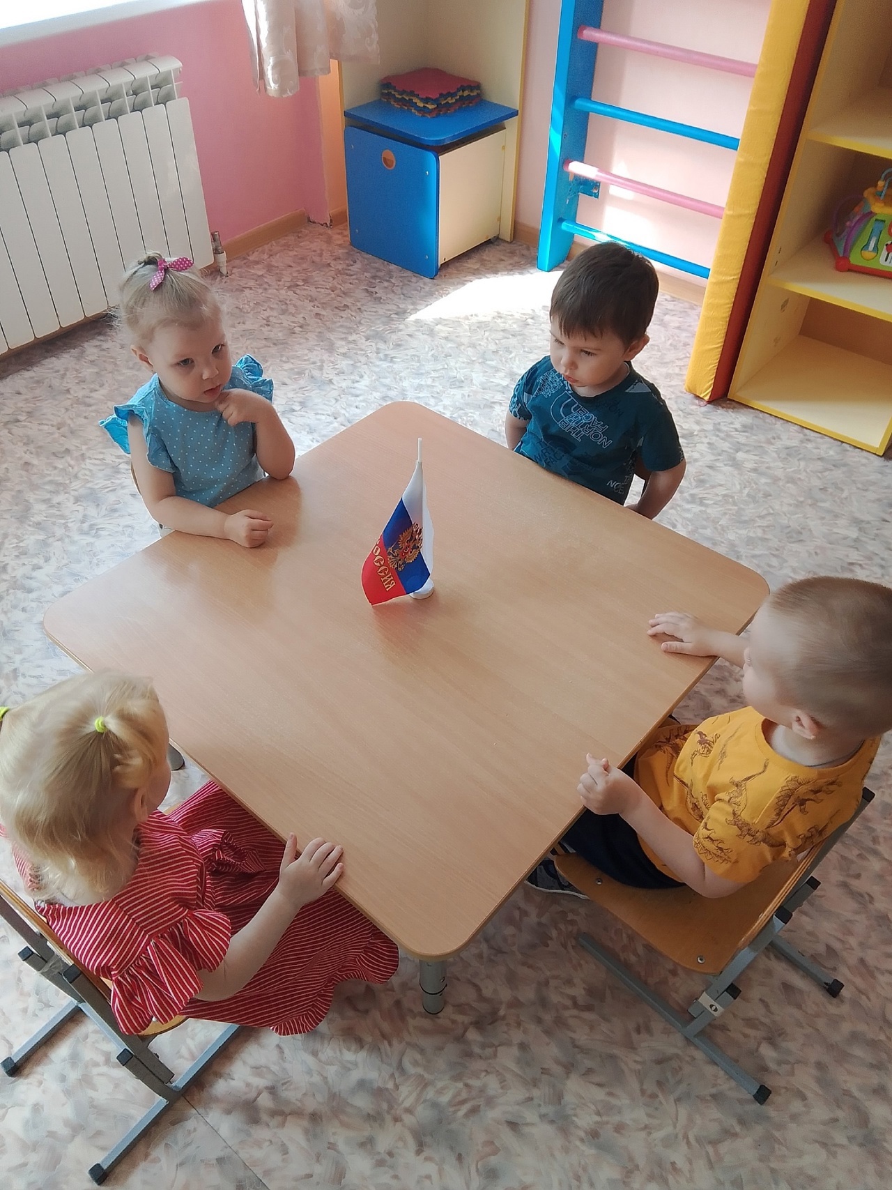 RzfrKtfI5jA.jpg
