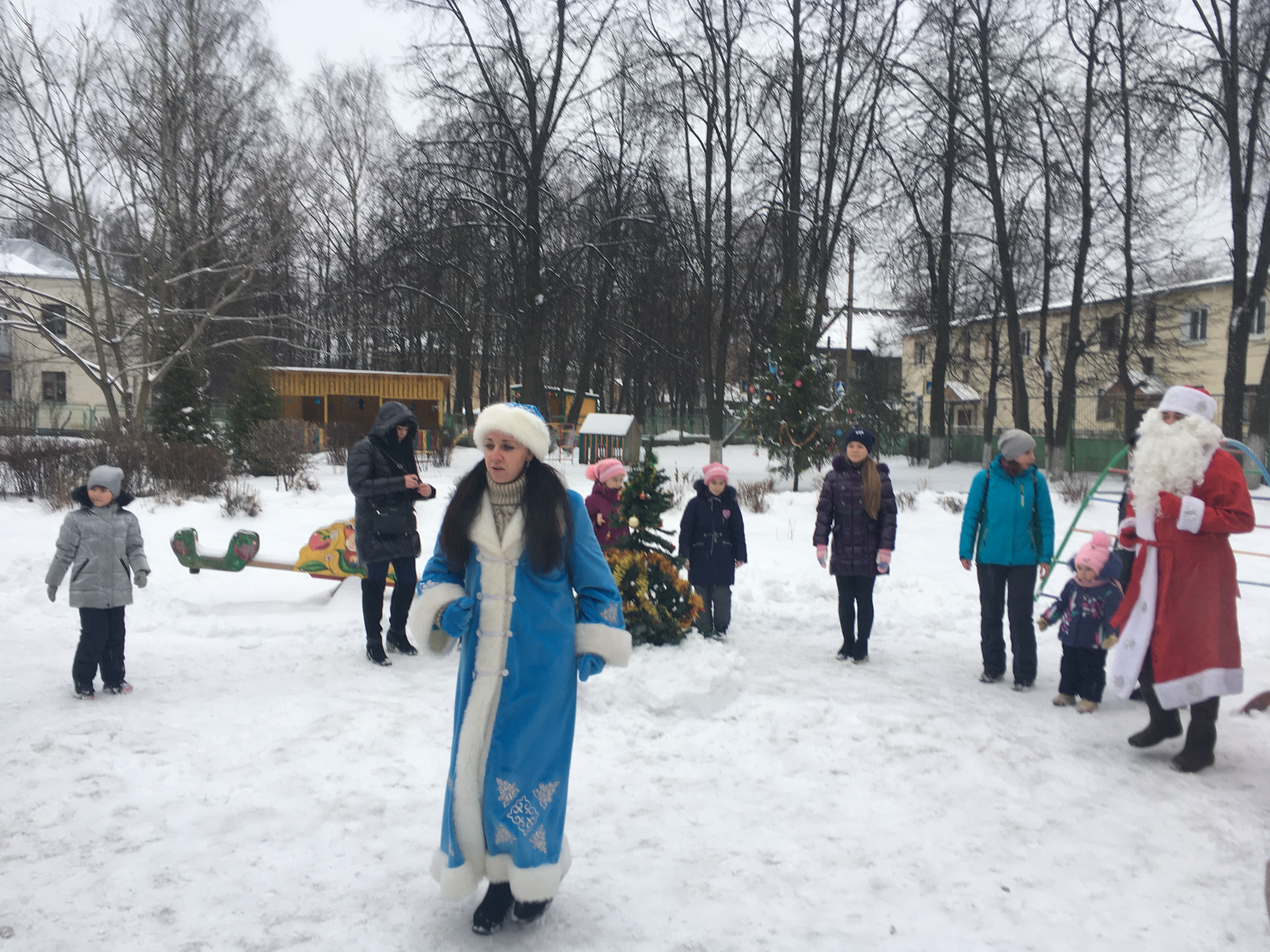 праздник 6 снегурочка.JPG