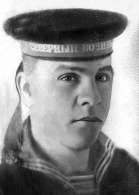 Волков Иван Васильевич, служил в морской пехоте, 1915 года рождения.jpg