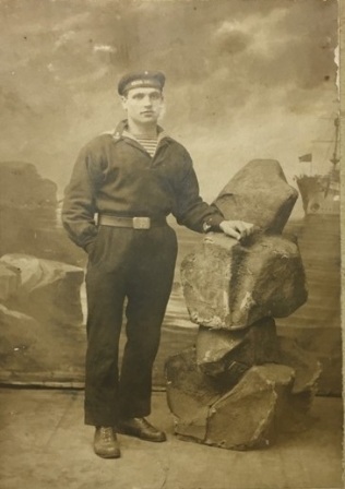 Голубев Михаил Кузьмич,  1907, Судиславский район, Костромская область, старшина.jpg