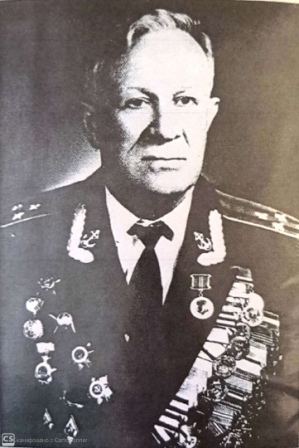 Евдокимов Александр Петрович27.10.1919Г.Макарьев Костромская областьСтарший лейтенант.jpg
