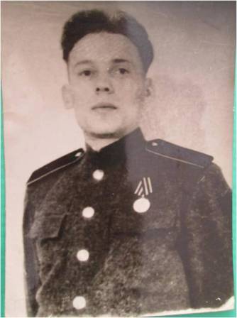Кабанов Александр Алексеевич,красноармеец,04 декабря 1920 года в селе Унжа Макарьевского района Костромской области.jpg