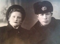 Кривицкие Лидия и Викентий, труженик тыла и юнга.jpg