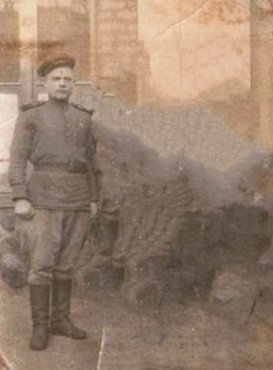 Мешалкин Анатолий Николаевич, младший сержант, командир миномета, 16.06.1922 года рождения, д.Селезенево Макарьевского района Костромской области.jpg