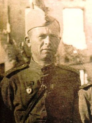 Молчанов Павел Петрович, капитан, 1911 - 1987 гг..jpg