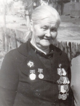 Петрова Апполинария Сергеевна, 14.11.1921г., медсестра, Костромская область, Судиславский район, дер. Досадкино.jpg