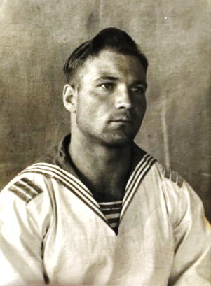 Тихомиров Петр Анатольевич, 16.01.1926-06.09.2003, водолаз тяжелого снаряжения.jpg