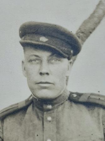 Тяпышев Леонид Николаевич,старшина, 08.08.1915 - 22.08.1980.jpg