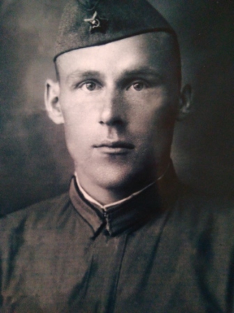 Фомичев Павел Сергеевич, капитан, 1914 - 1945 гг..jpg