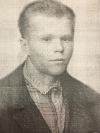 Цветков Иван Николаевич 1921 г.р. Нейский р-н, д. Высоково. рядовой.JPG