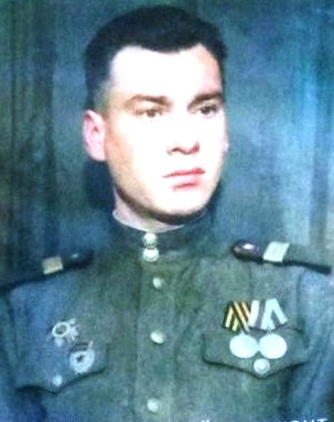 Чекалов Николай Дмитриевич_24.03.1924_гвардии старший сержан.jpg