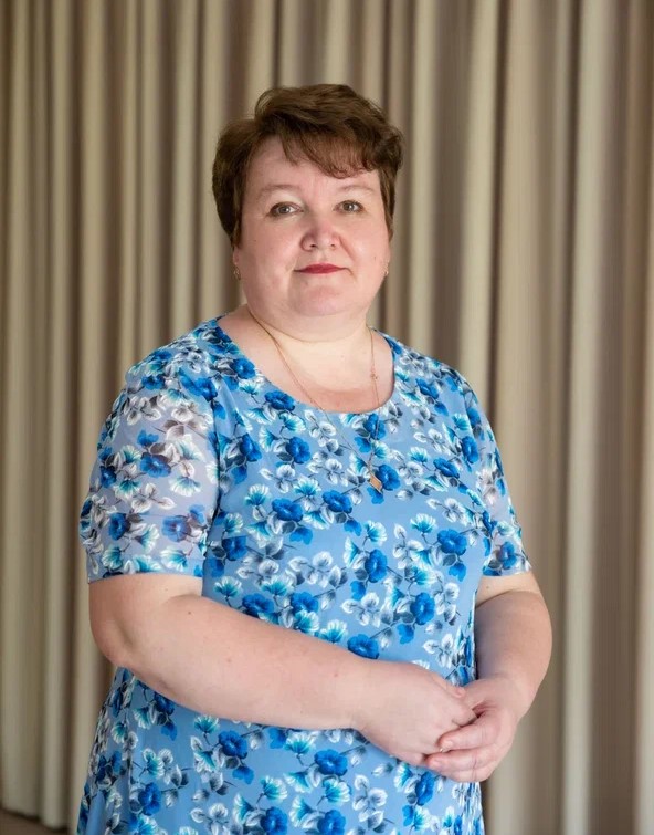 Попова.jpg